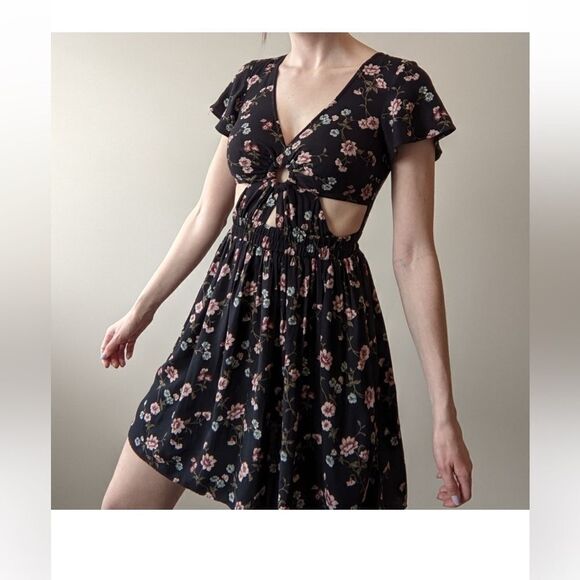 AEO Floral Keyhole Fit and Flare Dress cutout womens XS navy pink preppy cottage - Picture 15 of 16